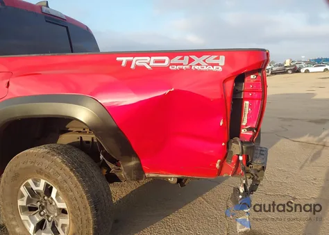 2023 Toyota Tacoma Trd Off Road z USA, uszkodzony, nr VIN 3TMCZ5AN7PM598539